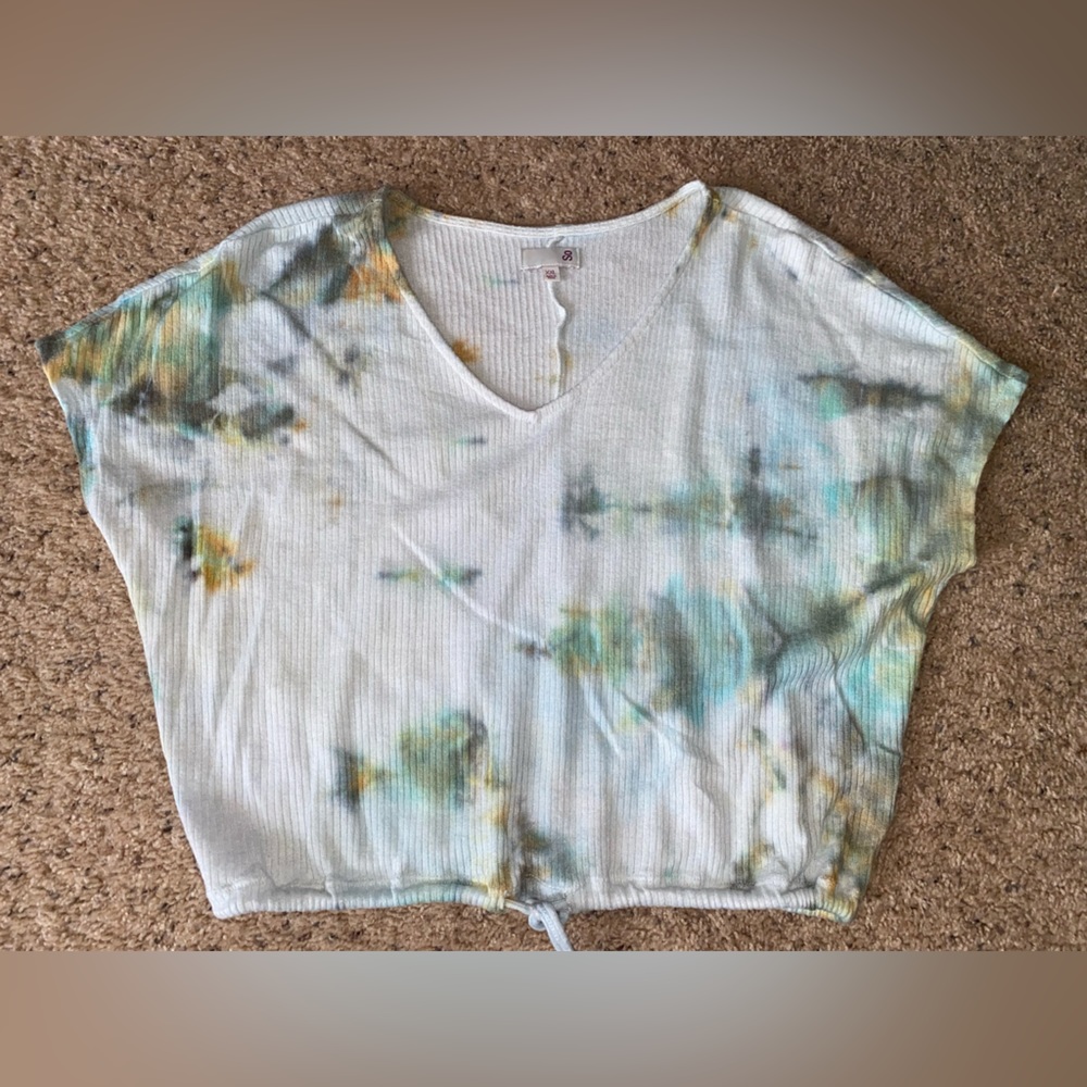 SO Tie Dye crop top with draw string at bottom, size XXL